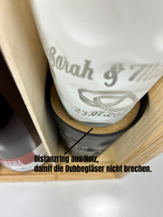 Personalisierte Holzkiste inkl. 2 gravierte Dubbegläser für Hochzeit - PFÄLZISCH.com
